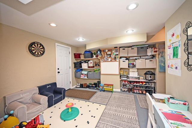 3414 Oak Lane, Cincinnati, OH 45209