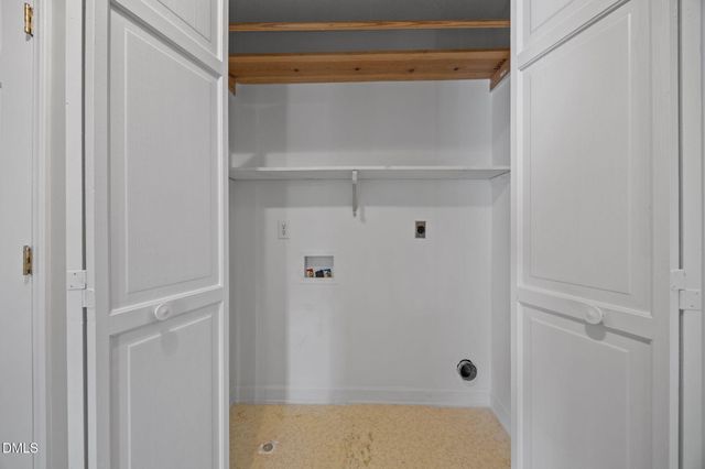 6021 Bramblewood Drive, Raleigh, NC 27612