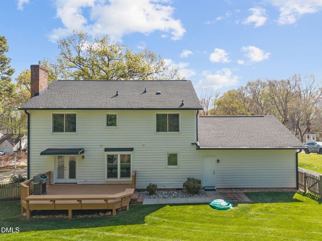 6021 Bramblewood Drive, Raleigh, NC 27612