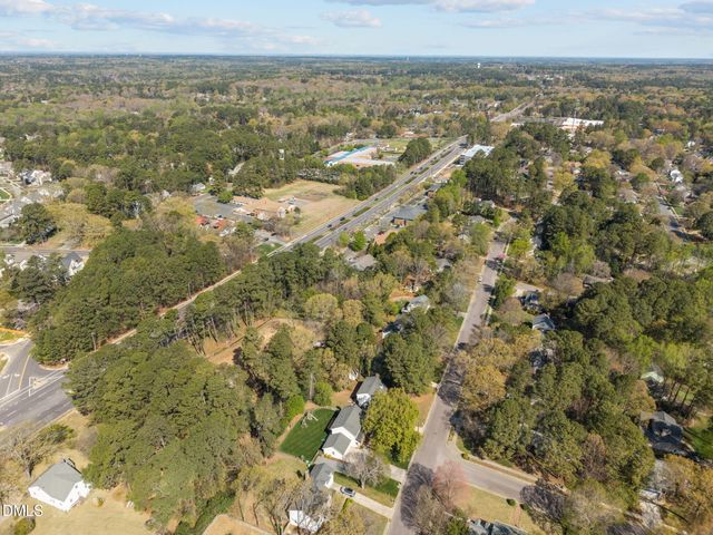 6021 Bramblewood Drive, Raleigh, NC 27612