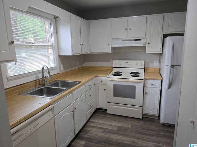 3841 OVERTON MANOR LANE, Vestavia Hills, AL 35243