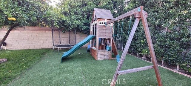 12619 Tiara St., Valley Village, CA 91607