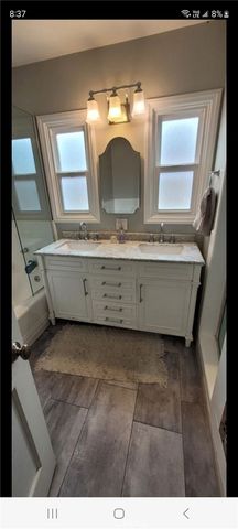 12619 Tiara St., Valley Village, CA 91607