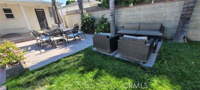 12619 Tiara St., Valley Village, CA 91607