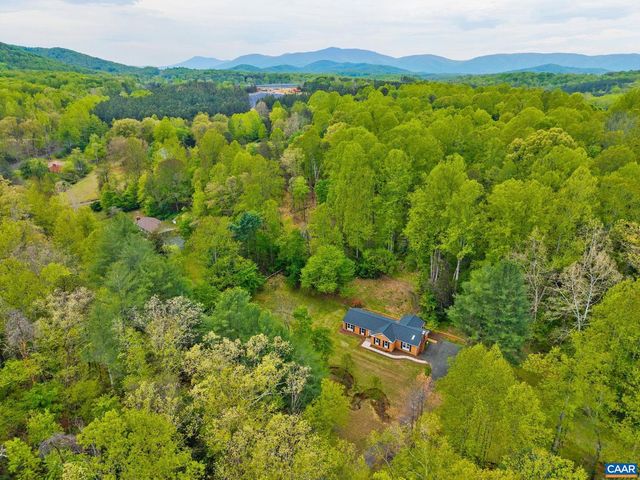 1680 CRAIGS STORE RD, Afton, VA 22920