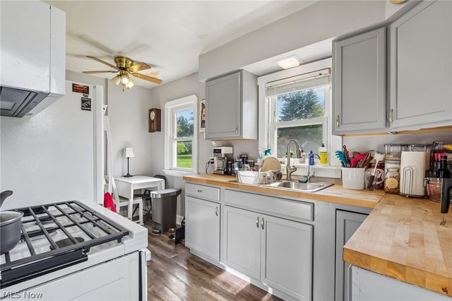 9206 Woodworth Road, North Lima, OH 44452