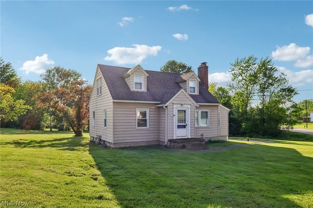 9206 Woodworth Road, North Lima, OH 44452