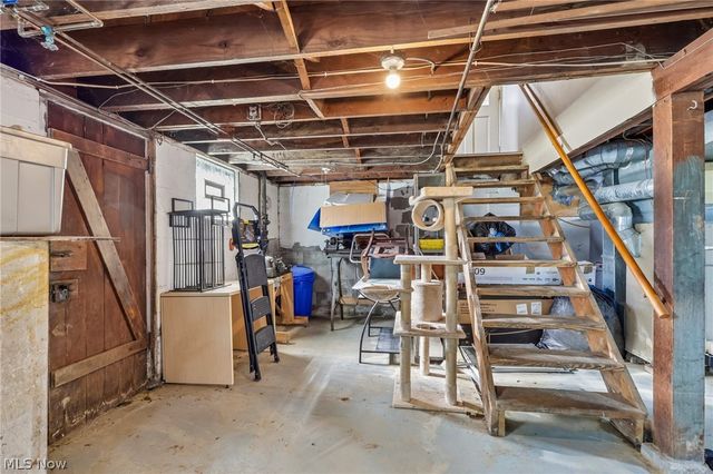 9206 Woodworth Road, North Lima, OH 44452