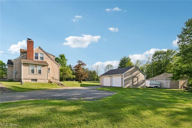 9206 Woodworth Road, North Lima, OH 44452