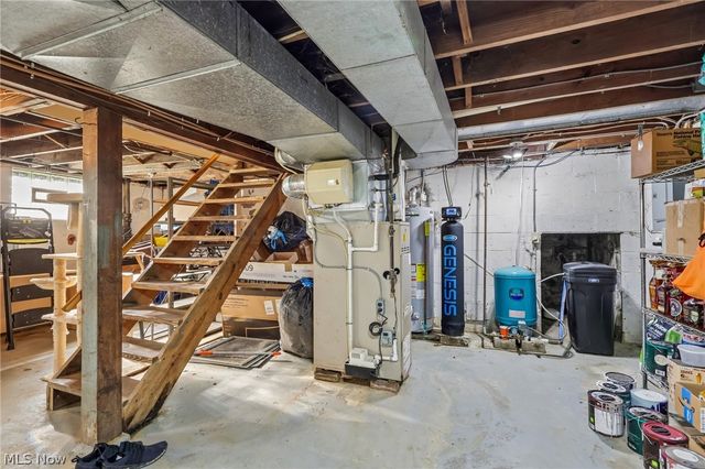 9206 Woodworth Road, North Lima, OH 44452