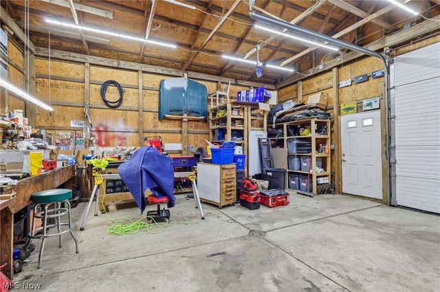 9206 Woodworth Road, North Lima, OH 44452