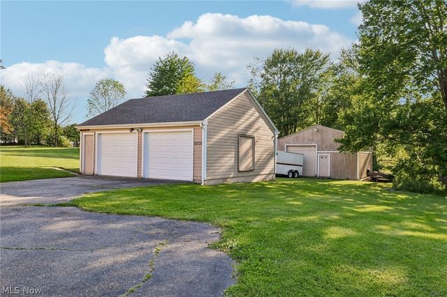 9206 Woodworth Road, North Lima, OH 44452