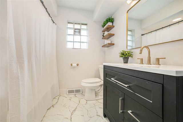 1524 Sweet Street, Grand Rapids, MI 49505