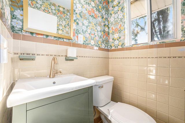 1524 Sweet Street, Grand Rapids, MI 49505