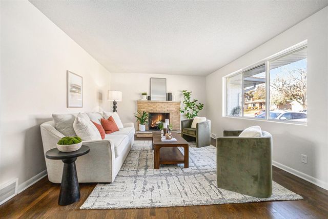 1524 Sweet Street, Grand Rapids, MI 49505