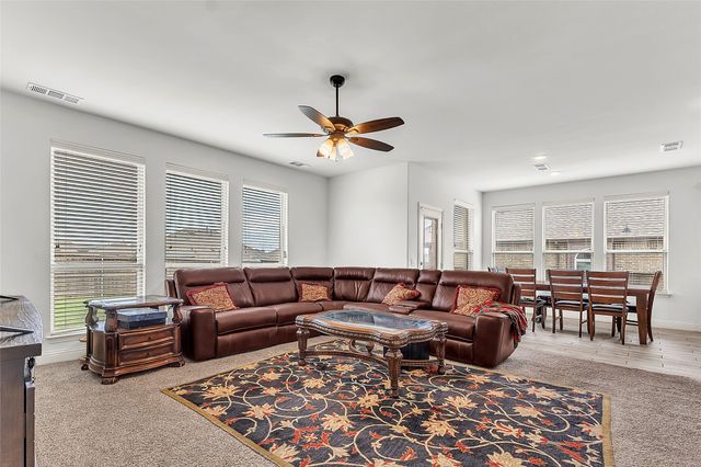 1318 Lantern Faith Drive, Wylie, TX 75098