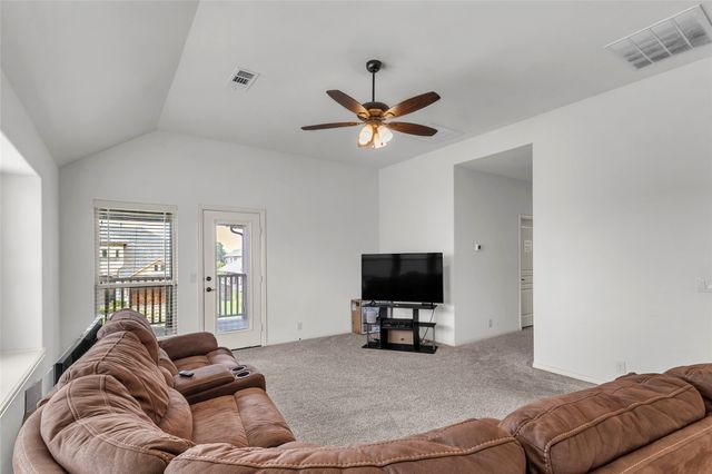 1318 Lantern Faith Drive, Wylie, TX 75098