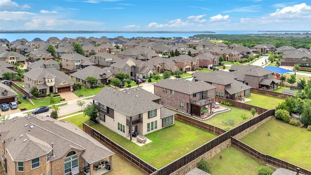 1318 Lantern Faith Drive, Wylie, TX 75098
