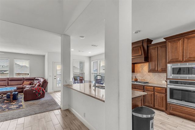 1318 Lantern Faith Drive, Wylie, TX 75098