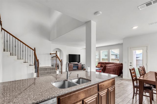 1318 Lantern Faith Drive, Wylie, TX 75098