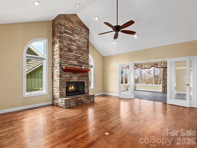 54 Deep Valley Lane, Hendersonville, NC 28791