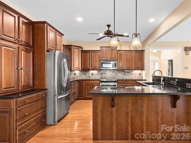 54 Deep Valley Lane, Hendersonville, NC 28791
