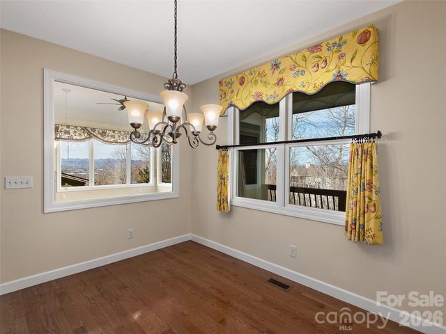 54 Deep Valley Lane, Hendersonville, NC 28791