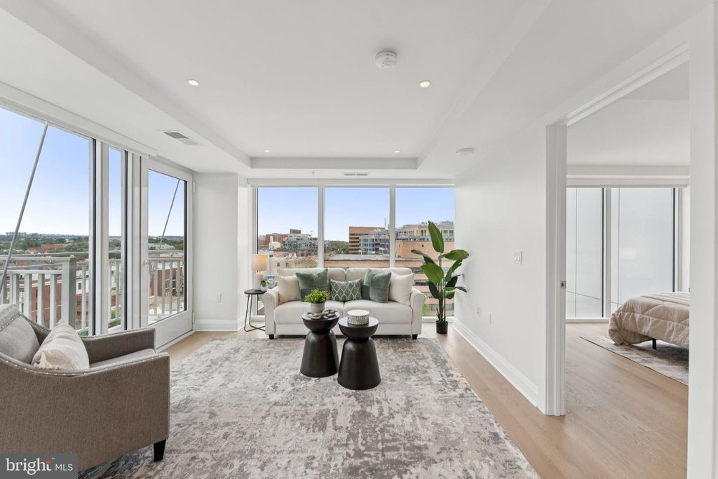 925 N FAIRFAX ST #912, Alexandria, VA 22314