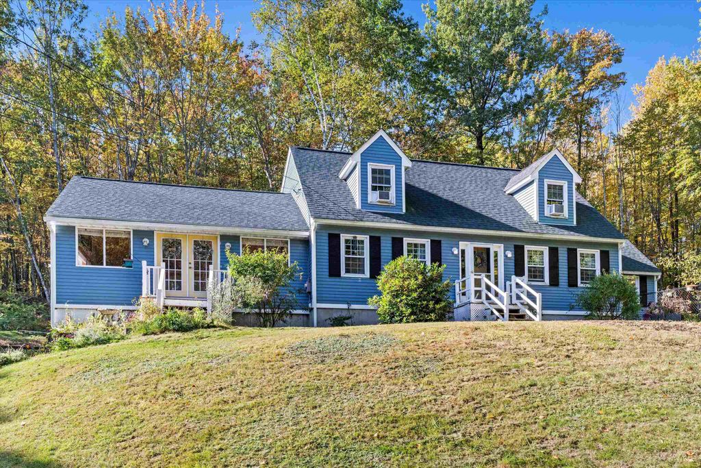 567 Black Brook Road, Goffstown, NH 03045