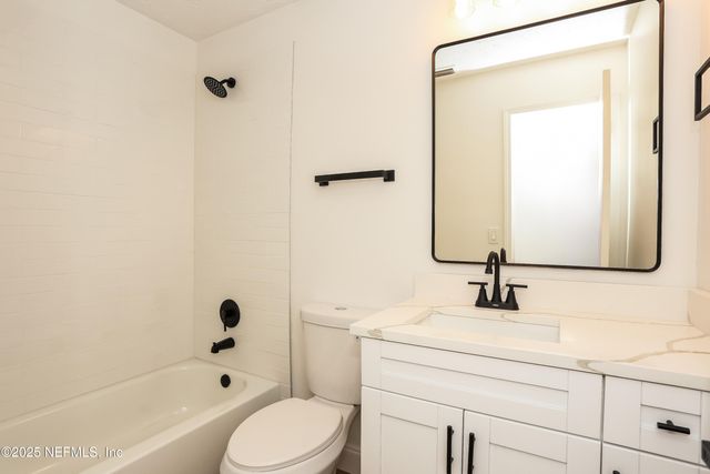 7466 DEEPWOOD Drive N, Jacksonville, FL 32244