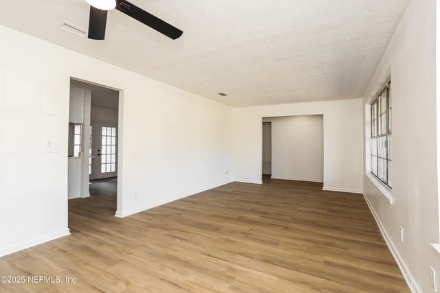 7466 DEEPWOOD Drive N, Jacksonville, FL 32244