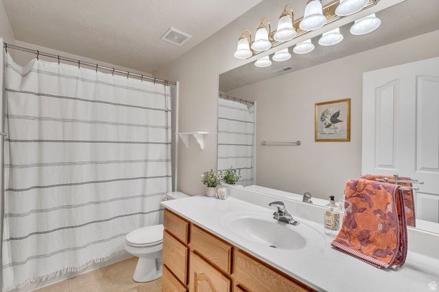2494 N DORCHESTER AVE, Harrisville, UT 84414