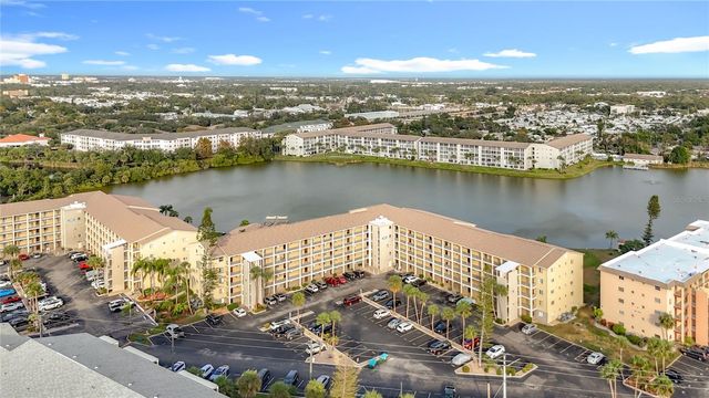 3783 LAKE BAYSHORE DRIVE H404, Bradenton, FL 34205