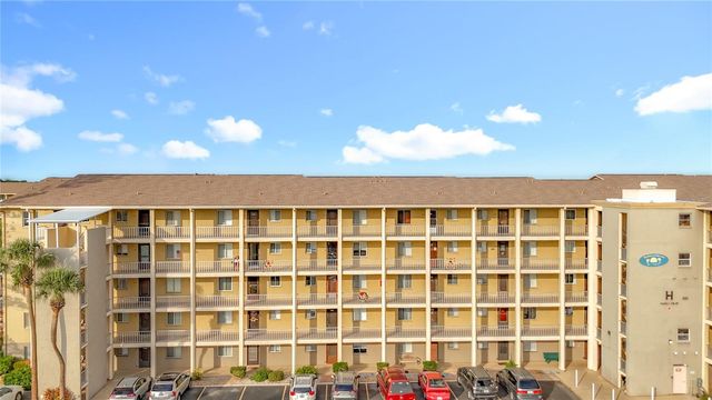 3783 LAKE BAYSHORE DRIVE H404, Bradenton, FL 34205