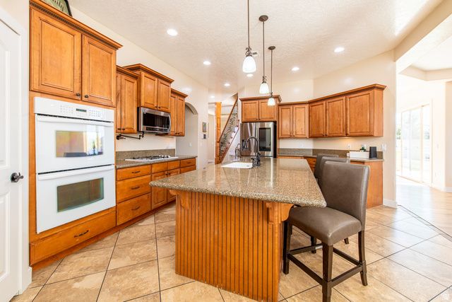 325 W RIVER WILLOW LN LN, Washington, UT 84780