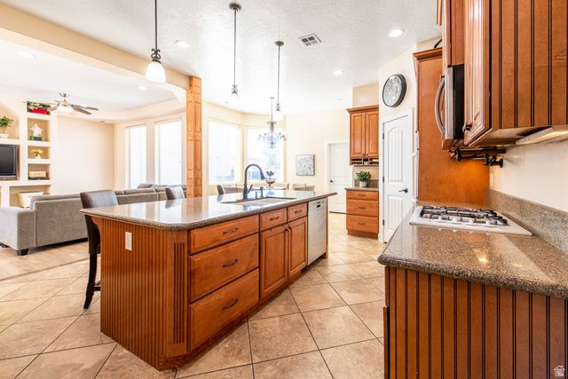 325 W RIVER WILLOW LN LN, Washington, UT 84780