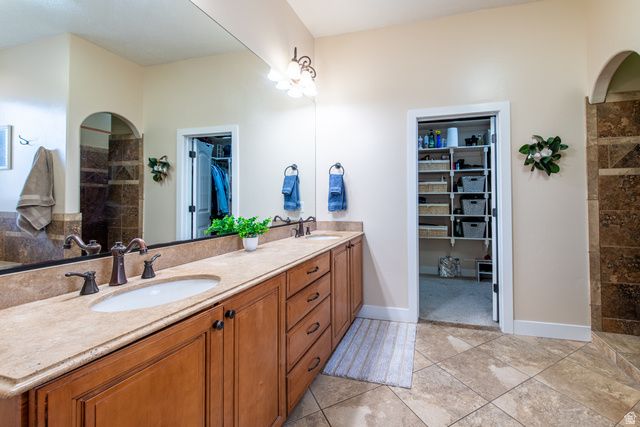 325 W RIVER WILLOW LN LN, Washington, UT 84780