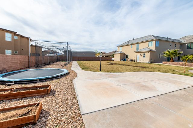 325 W RIVER WILLOW LN LN, Washington, UT 84780