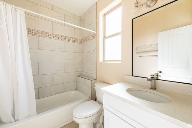 325 W RIVER WILLOW LN LN, Washington, UT 84780