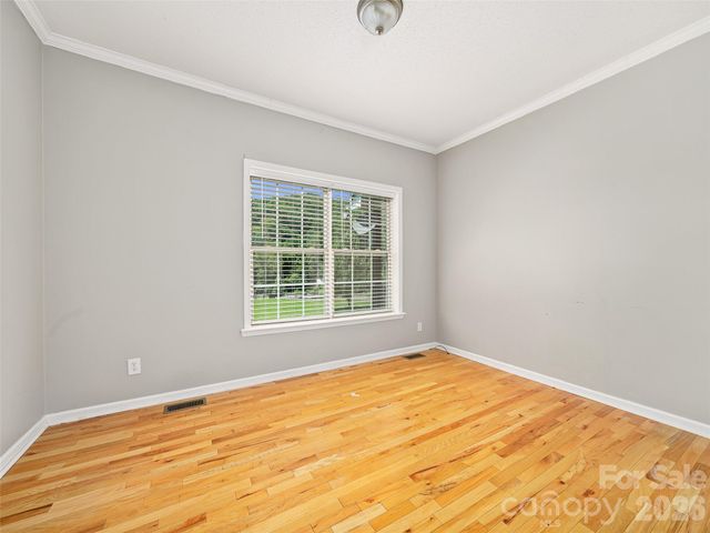 1470 Bear Creek Road, Bakersville, NC 28705