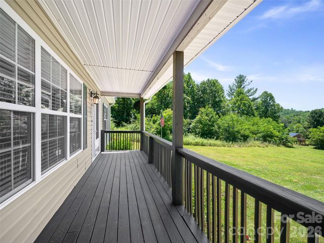 1470 Bear Creek Road, Bakersville, NC 28705