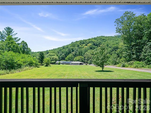 1470 Bear Creek Road, Bakersville, NC 28705