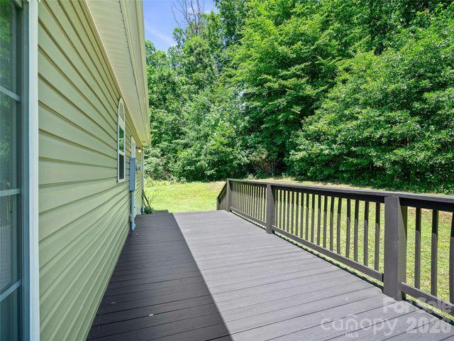 1470 Bear Creek Road, Bakersville, NC 28705