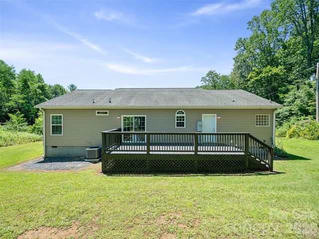 1470 Bear Creek Road, Bakersville, NC 28705