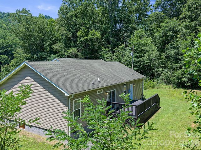1470 Bear Creek Road, Bakersville, NC 28705