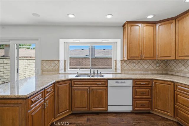 26060 Sombras Court, Valencia, CA 91355
