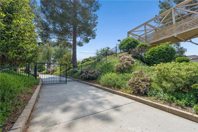 26060 Sombras Court, Valencia, CA 91355