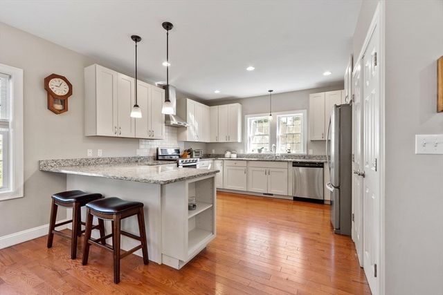 19 Third St, Westford, MA 01886