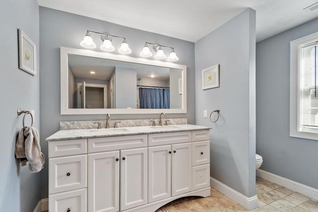 19 Third St, Westford, MA 01886