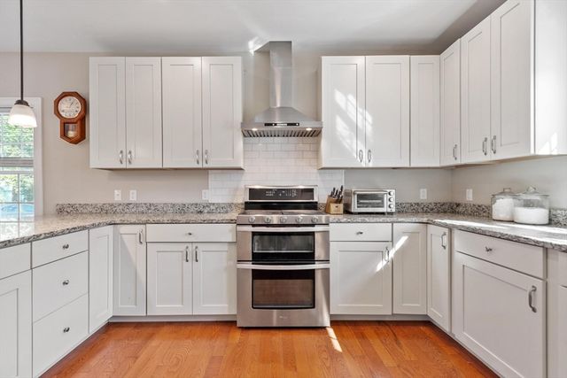 19 Third St, Westford, MA 01886